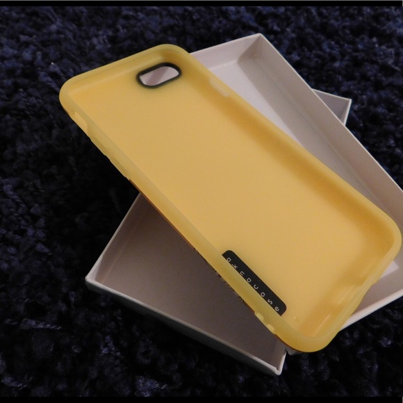 Floral iPhone 7 Case! - Picture 4 of 5